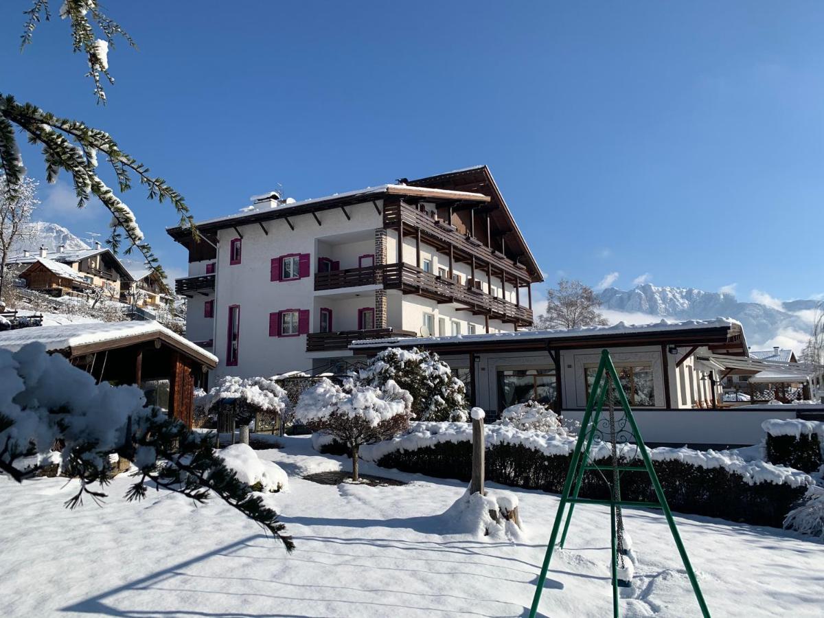 Hotel Latemar Castello-Molina di Fiemme Екстериор снимка